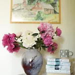 Guest house 