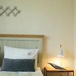 Guest house 